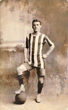 We are the People No.8 Sport. No.1 Footballer 1908 (yellow band)