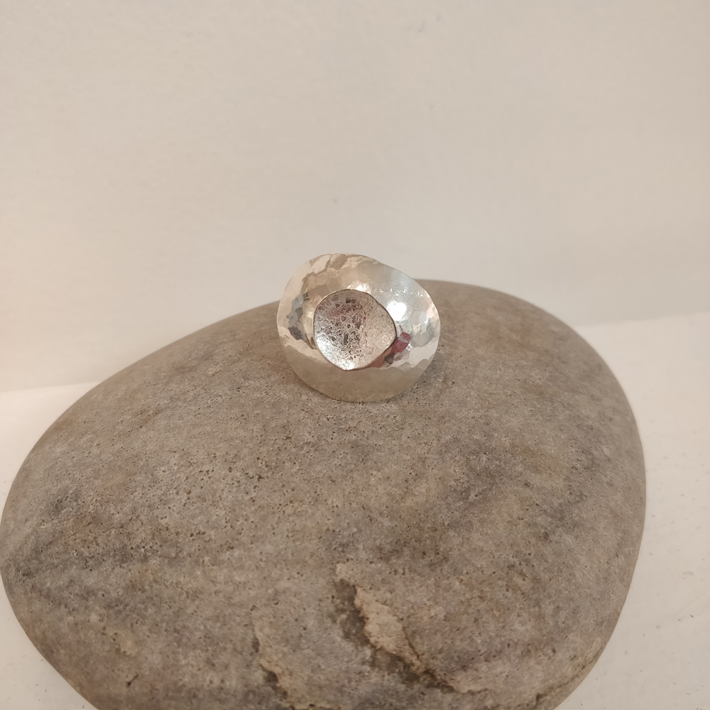 Large Closed Limpet Ring 
