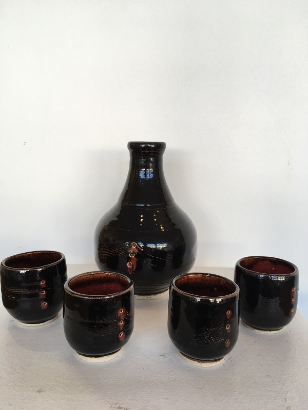 Red Brown Bottle and 4 Cup Set
