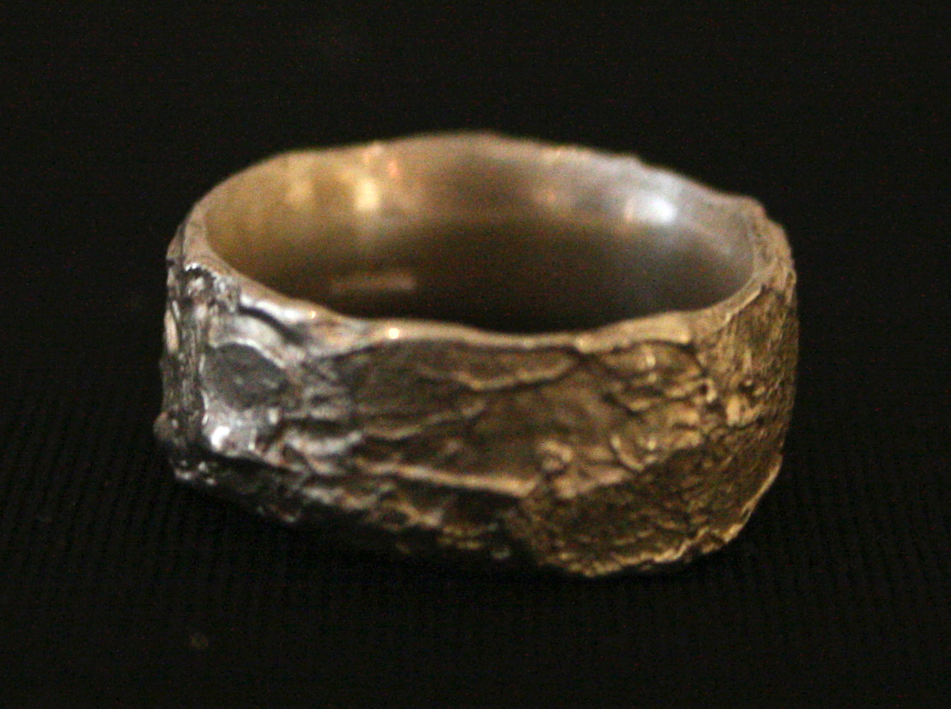 Bark ring (medium)